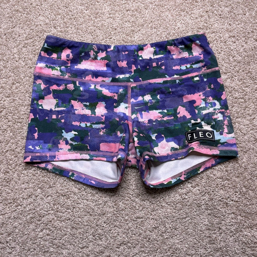 FLEO 4” Inseam Shorts